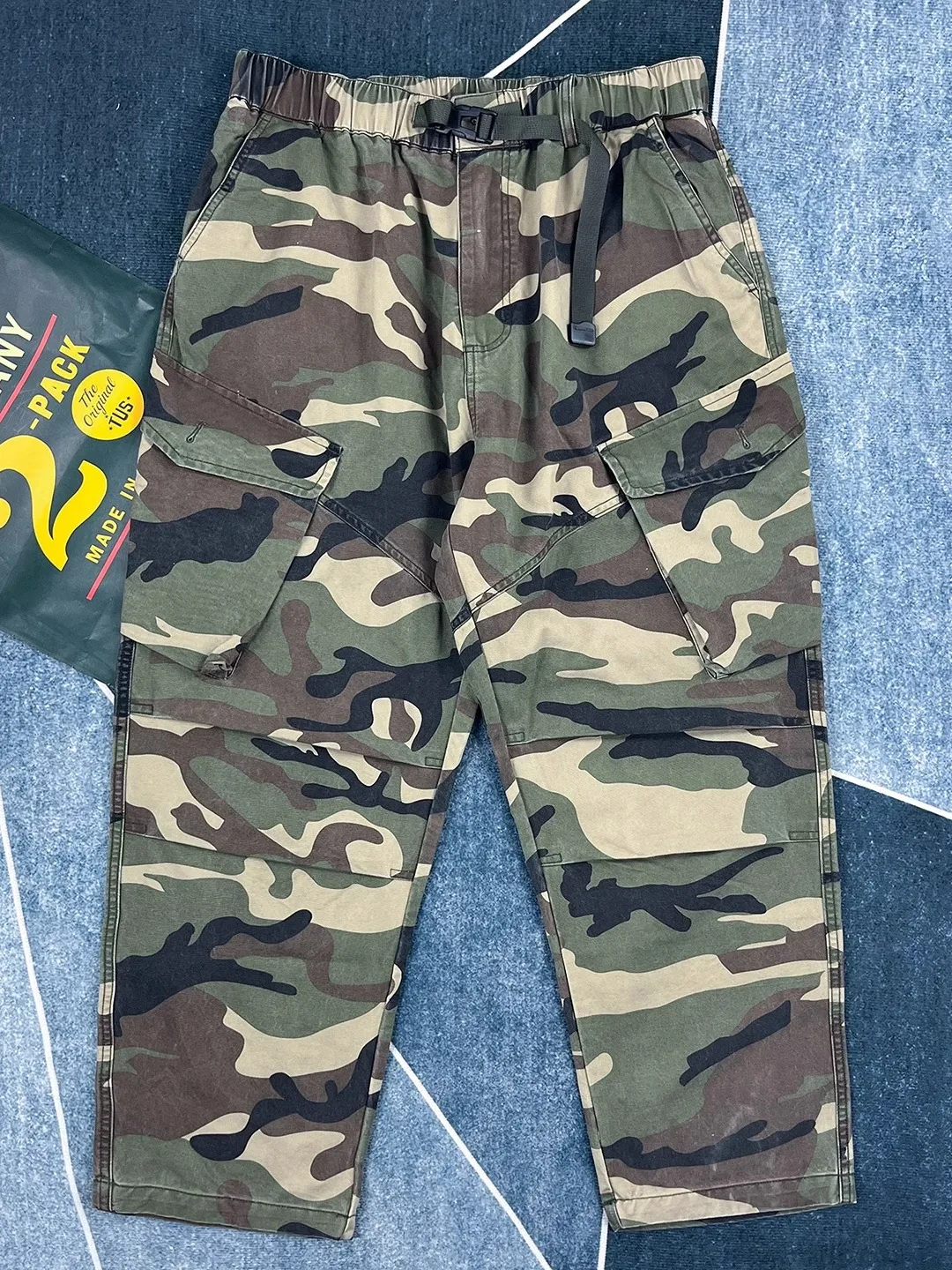 

Мужские рабочие брюки в американском ретро-стиле с камуфляжным принтом, свободные прямые брюки цвета хаки, повседневные длинные брюки, модная рабочая одежда с множеством карманов