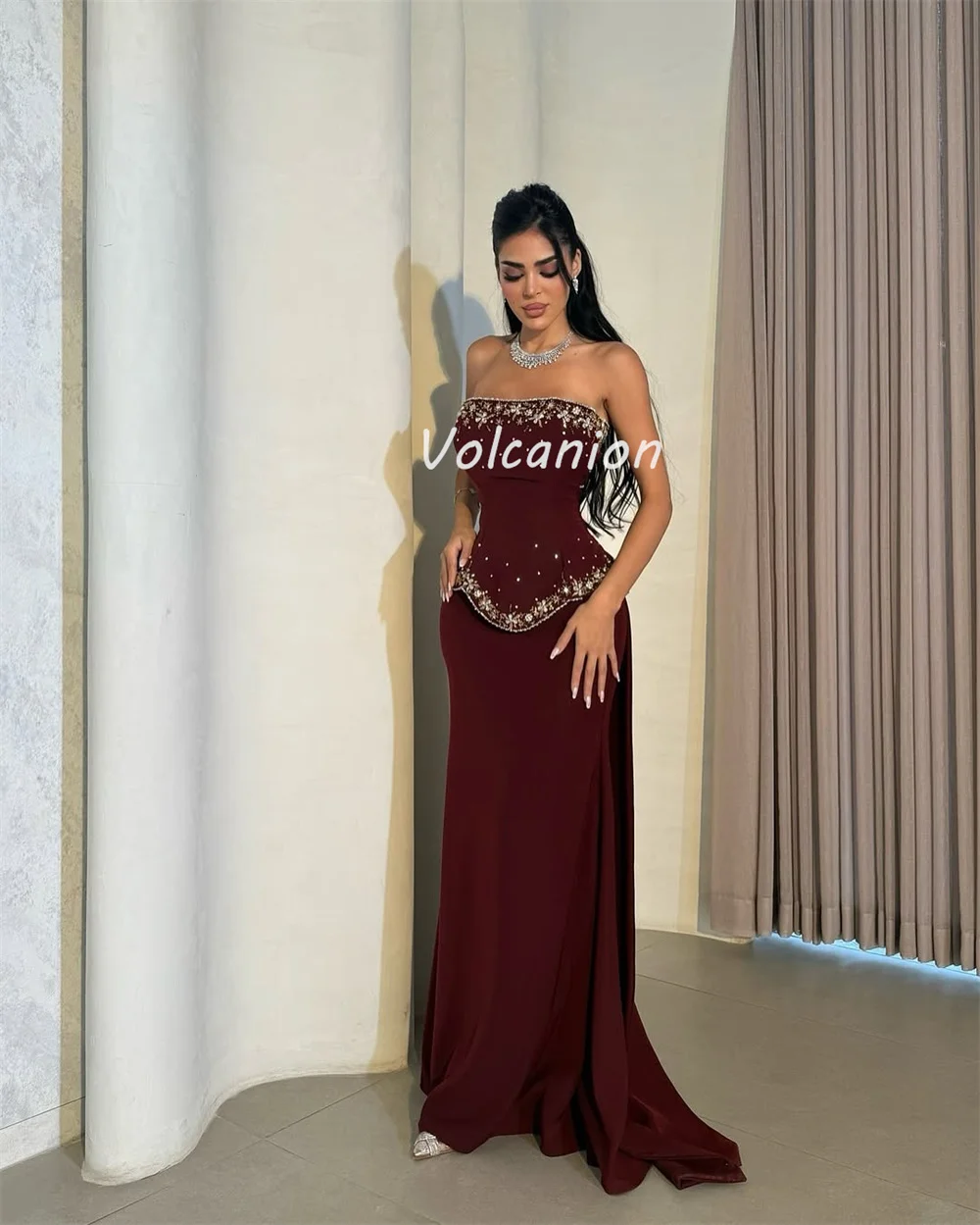 Customized Modern Style Sparkle Jersey Rhinestone Sequined Ruffle Pleat Straight Strapless Long Dresses Bespoke Occasion Dresses