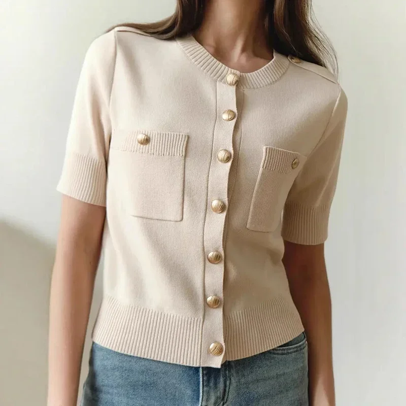 10 Colours Fashion Short Sleeve Knitted T-shirt Women O-neck Slim Cardigan Tops Chic Solid Summer New Button Design Sweater Tee