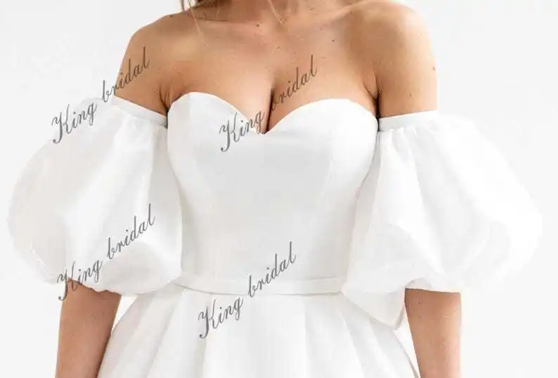 Abito da sposa in raso scintillante Abito da ballo personalizzato Abiti da sposa con spalle scoperte Corsetto Abito da sposa Gonna a palloncino Abito da sposa