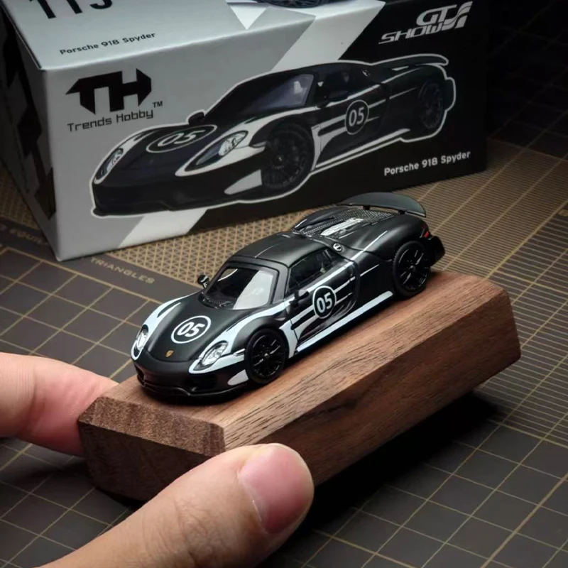 TH 1/64 918 Spyder GT SHOW 2026 Alloy Car Static Die Cast Vehicles