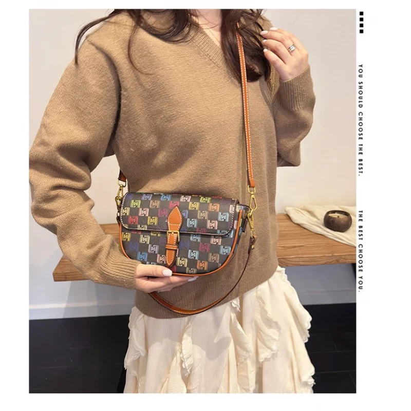 

Lightweight Sporty Crossbody Bag For Women Casual Shoulder Bag Durable Spacious Outdoor Activities