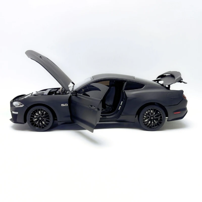

Diecast Master 1:18 Scale Mustang Sport Car Alloy Simulation Car Model Adult Hobby Collection Souvenir Display Ornaments Gift