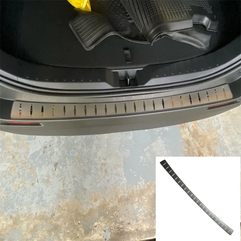 

Ultra thin stainless steel car Rear Bumper external Protector Sill Trunk Tread Plate Trim for Toyota RAV4 2019- 2022 Xa50