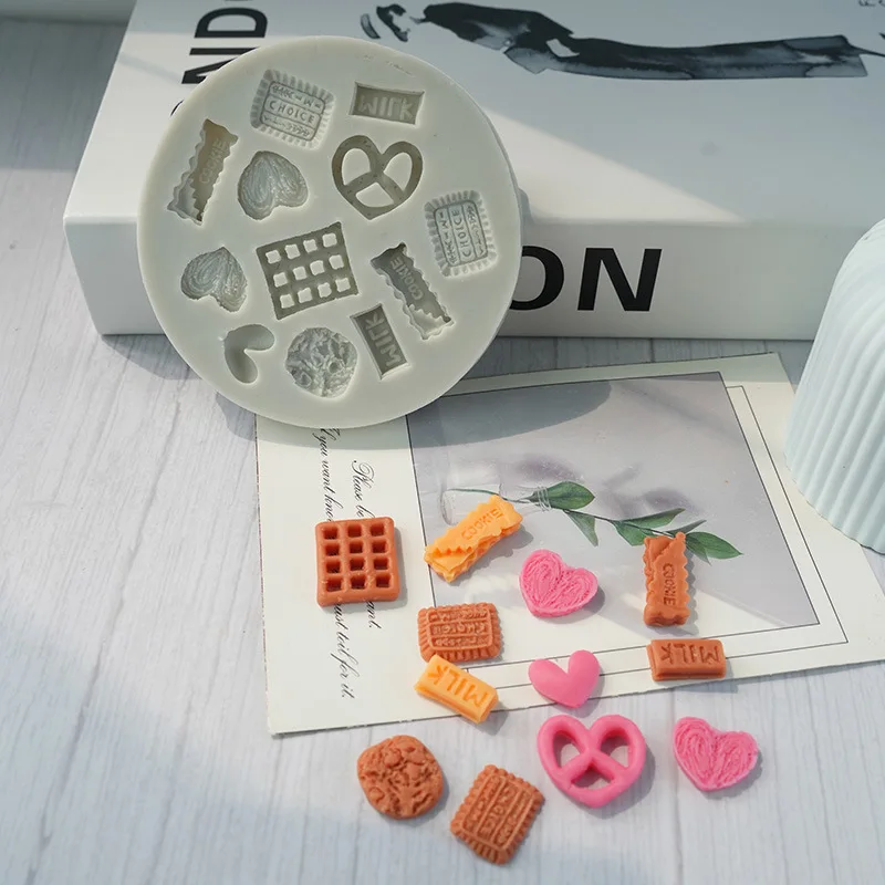 

Hot Selling DIY A Variety of New Mini Cookie Silicone Molds Handcrafted Fondant Chocolate Dessert Cakes Gypsum Decorations