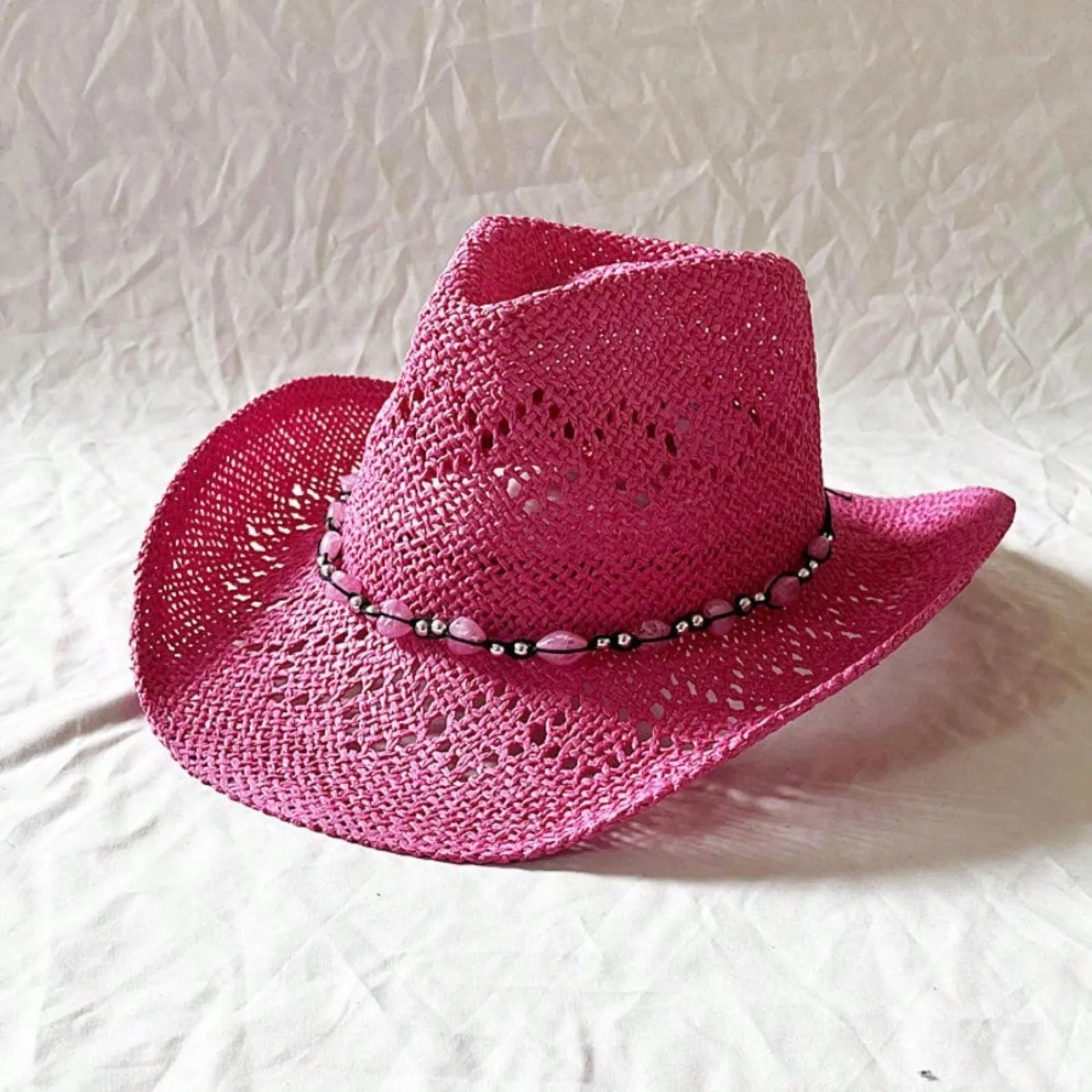 

Heart-Shaped Beaded Straw Hat, Handmade Openwork Cowboy Hat, Wide Brim, Rolled Brim, Western Style.