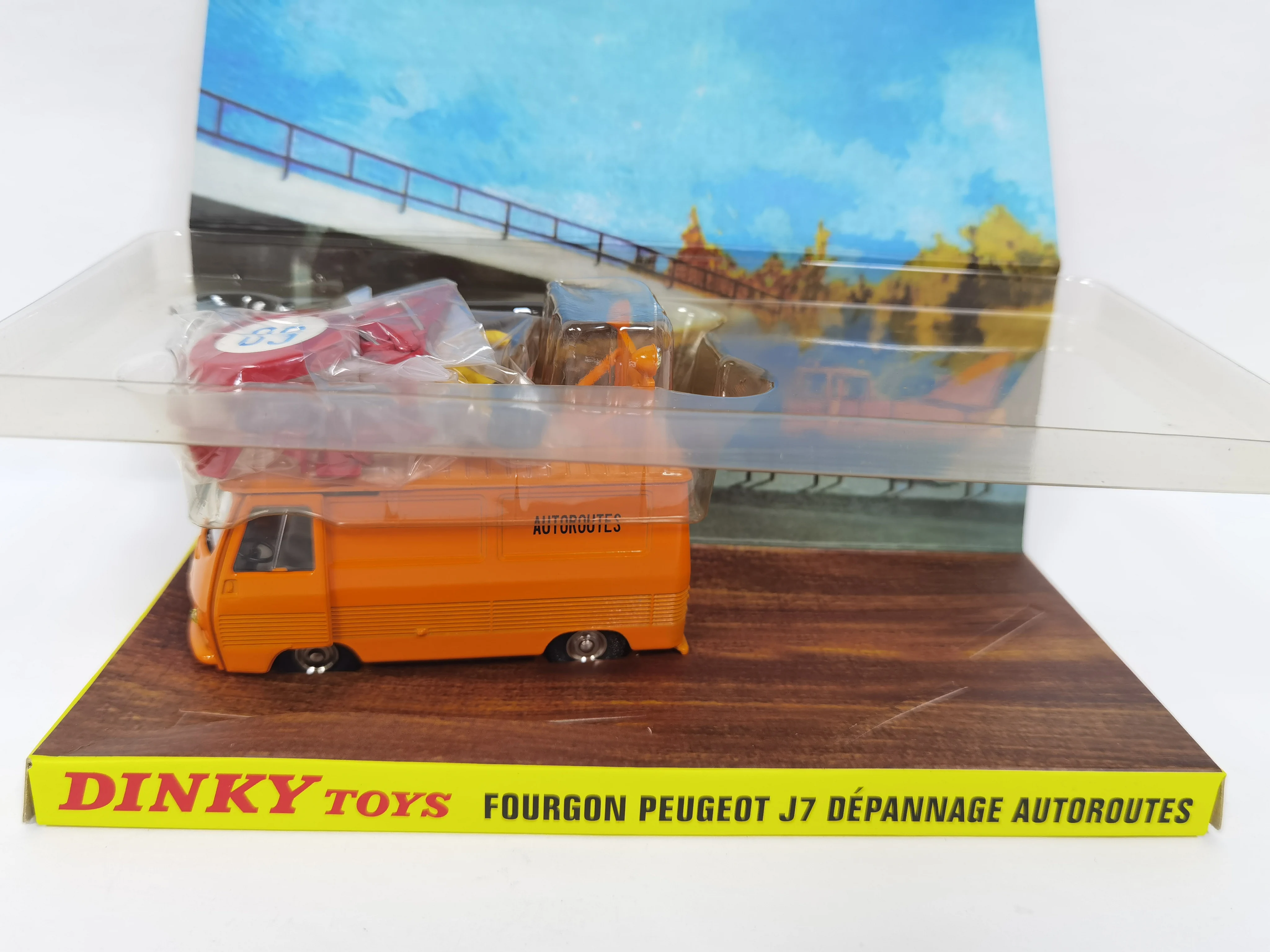 

Для коллекции Atlas 1/43 Dinky 570A, фургон J7, негабаритные автозапчасти, литые игрушки, модель автомобиля