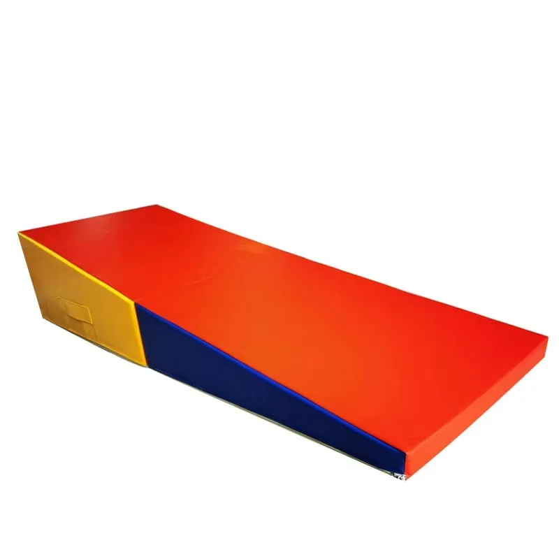 

Мягкий складной наклонный тренировочный мат, легкий и портативный, для гимнастики, прыжков и фитнеса. Ежегодная горячая распродажа.