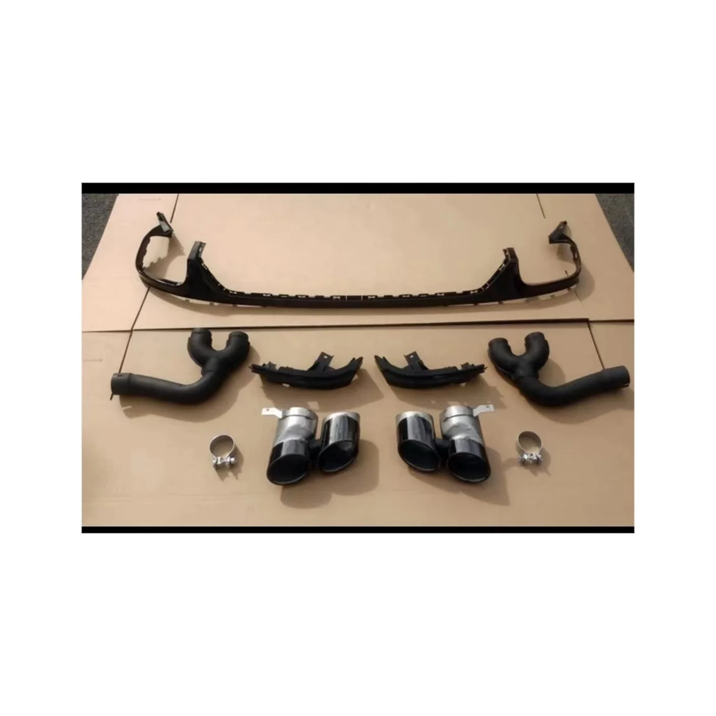 

Dream Car High Quality Rear Diffuser With Tail Throat For Q8 Change To SQ8