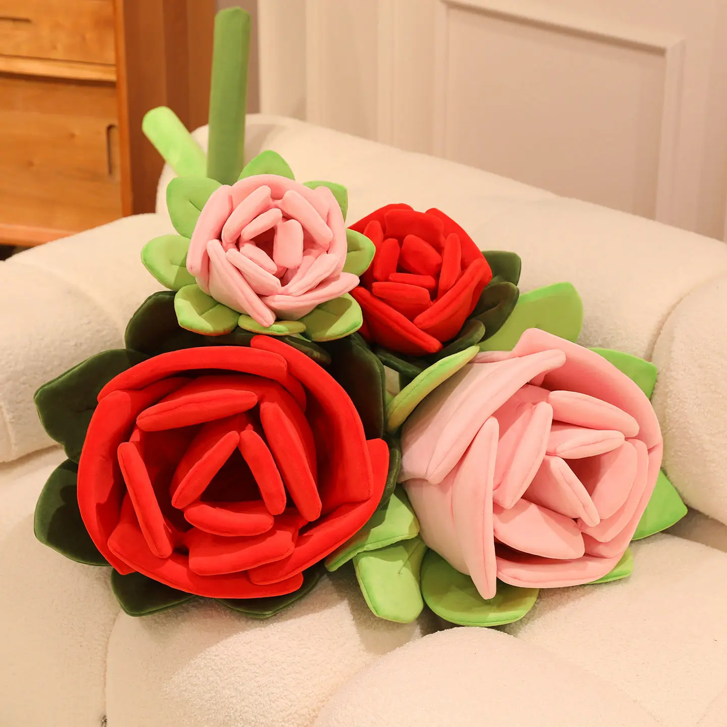 ReaListic Rose Plüschtiere Simulation Blumenrosen Romantisches Valentinstagsgeschenk für Liebhaber Süße Überraschungsgeschenkdekoration
