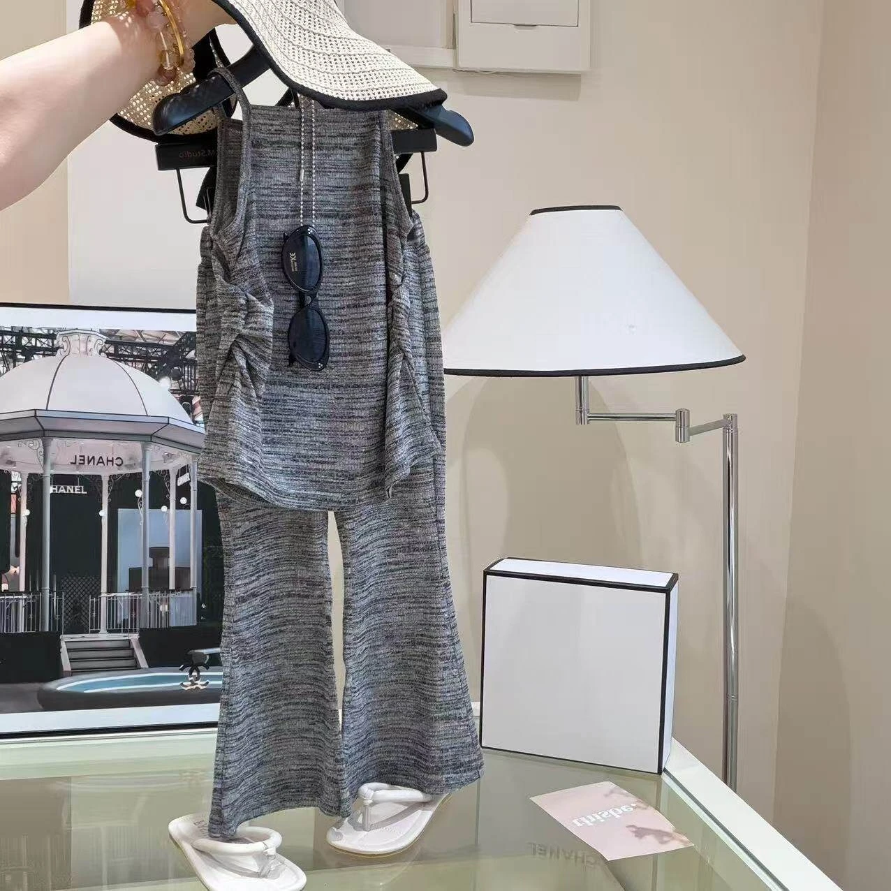 Children's clothing, girls' set, children's summer new super soft and versatile Korean vest, micro pull pants two-piece set