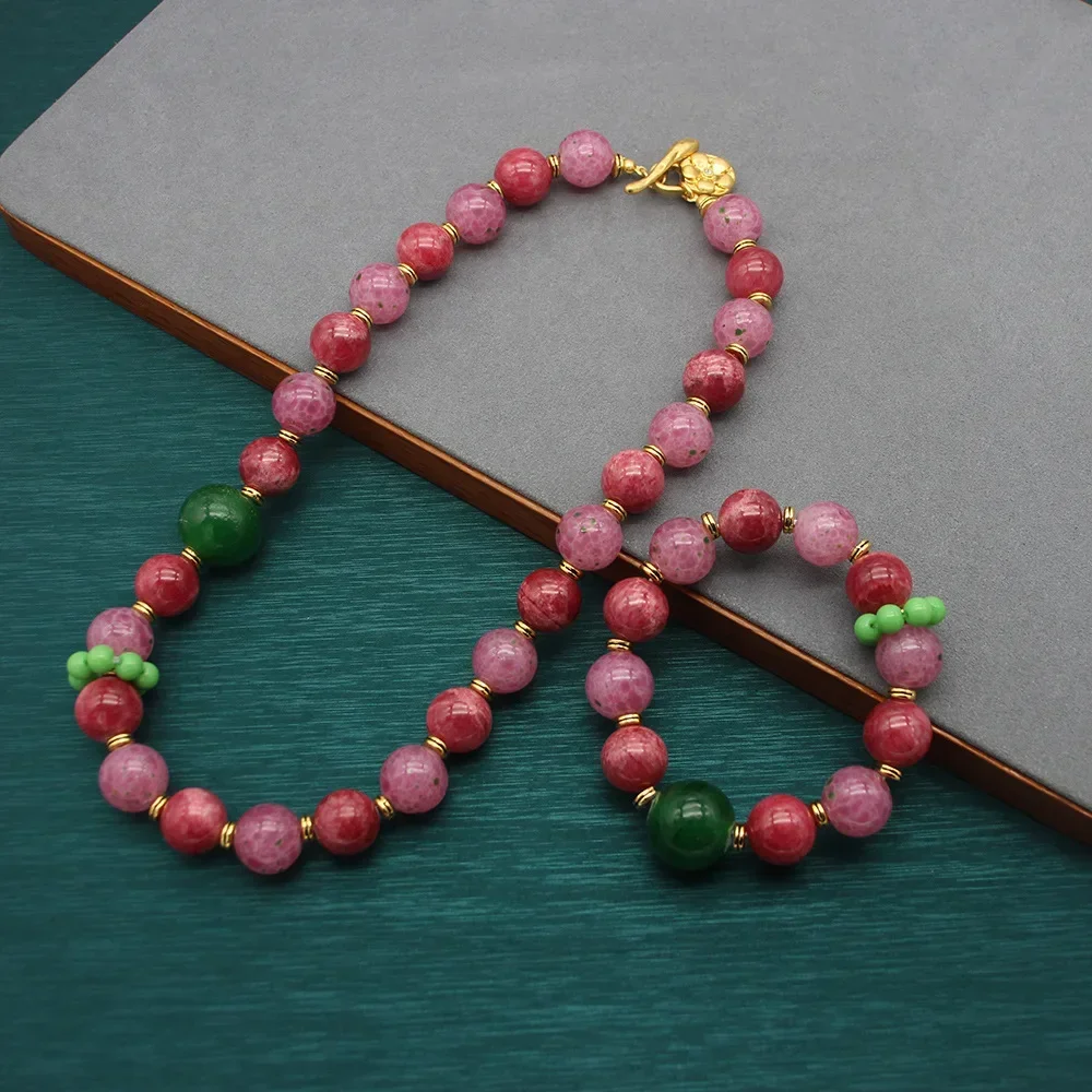 

Pink Frog Leather Beads Gold and Red Glass Beads Retro Elegant Necklace Bracelet Set