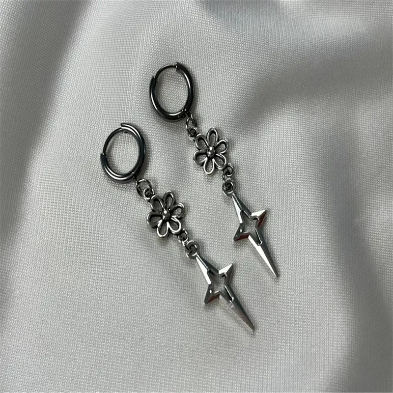 Floral star silver earrings | grunge jewelry • grunge earrings • y2k • goth trendy edgy alt star cottage fairy punk dangle