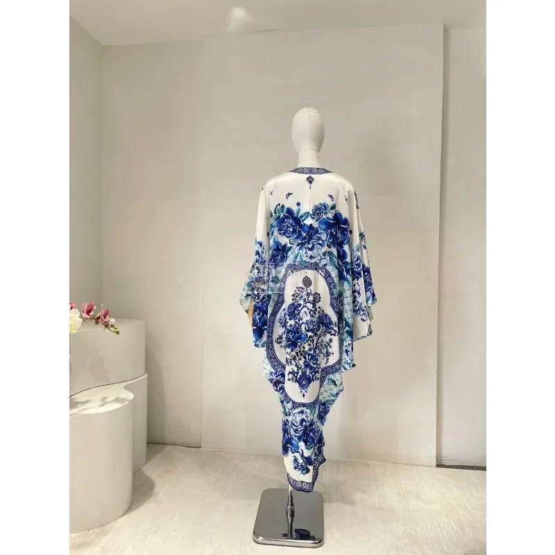 Sukienka midi z długim rękawem w kwiatowy wzór, luźny krój, wysoka jakość, jedwab, niebieska róża, styl 2025