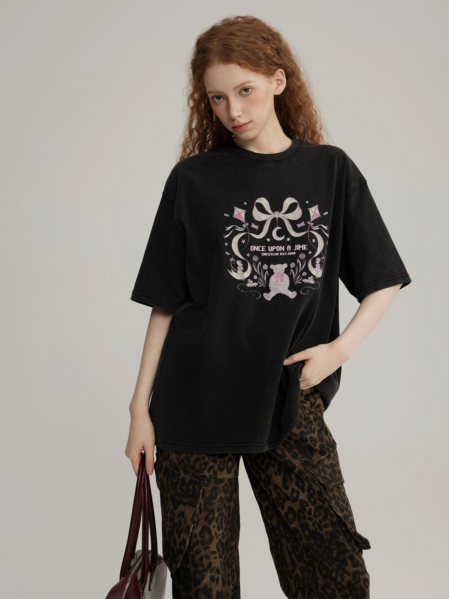 

Свободная футболка с принтом в стиле ретро для девочек, женская повседневная футболка ort Sve для осеннего сезона, удобная футболка