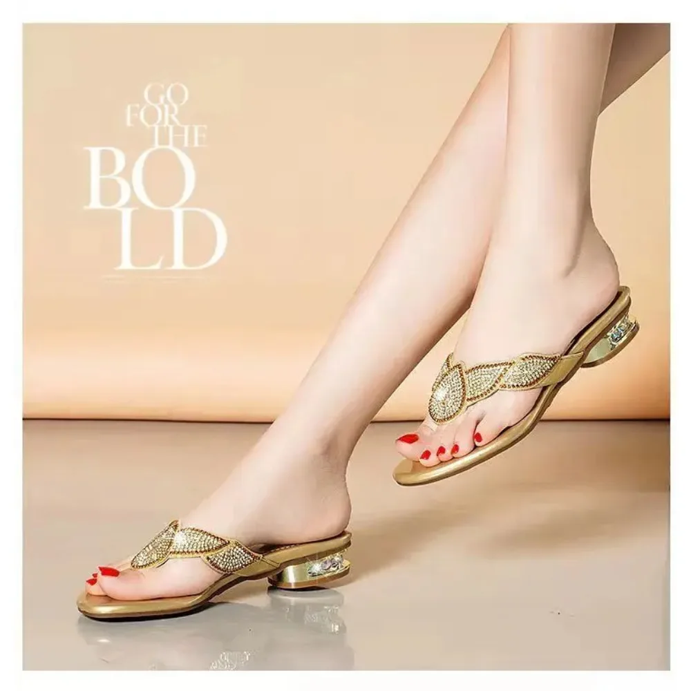 2024 New Water Diamond Sandals Spring/Summer Leisure Women\'s Simple yet Elegant H-shaped Comfortable Flat Bottom Lazy Slippers