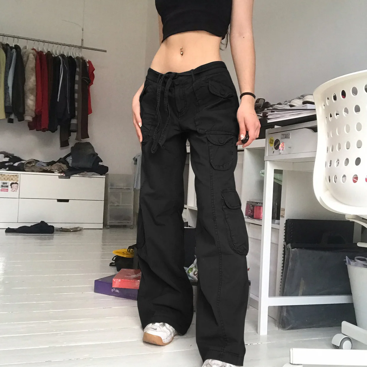 Women's Y2k Vintage Baggy Cargo Pants Indie Aesthetics Low Waist Wide Leg Boyfriend Denim Trouser 90s Jeans Grunge Streetwear
