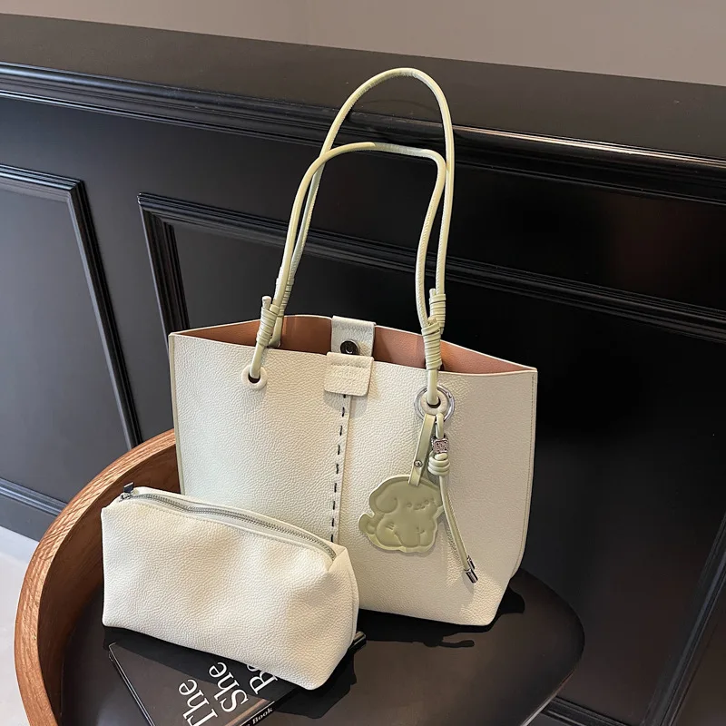 

2025New Solid Color Tote Bag Large Capacity Work Bag for Women Spacious Shoulder Bag Inner Compartment Minimalist Commuter Purse