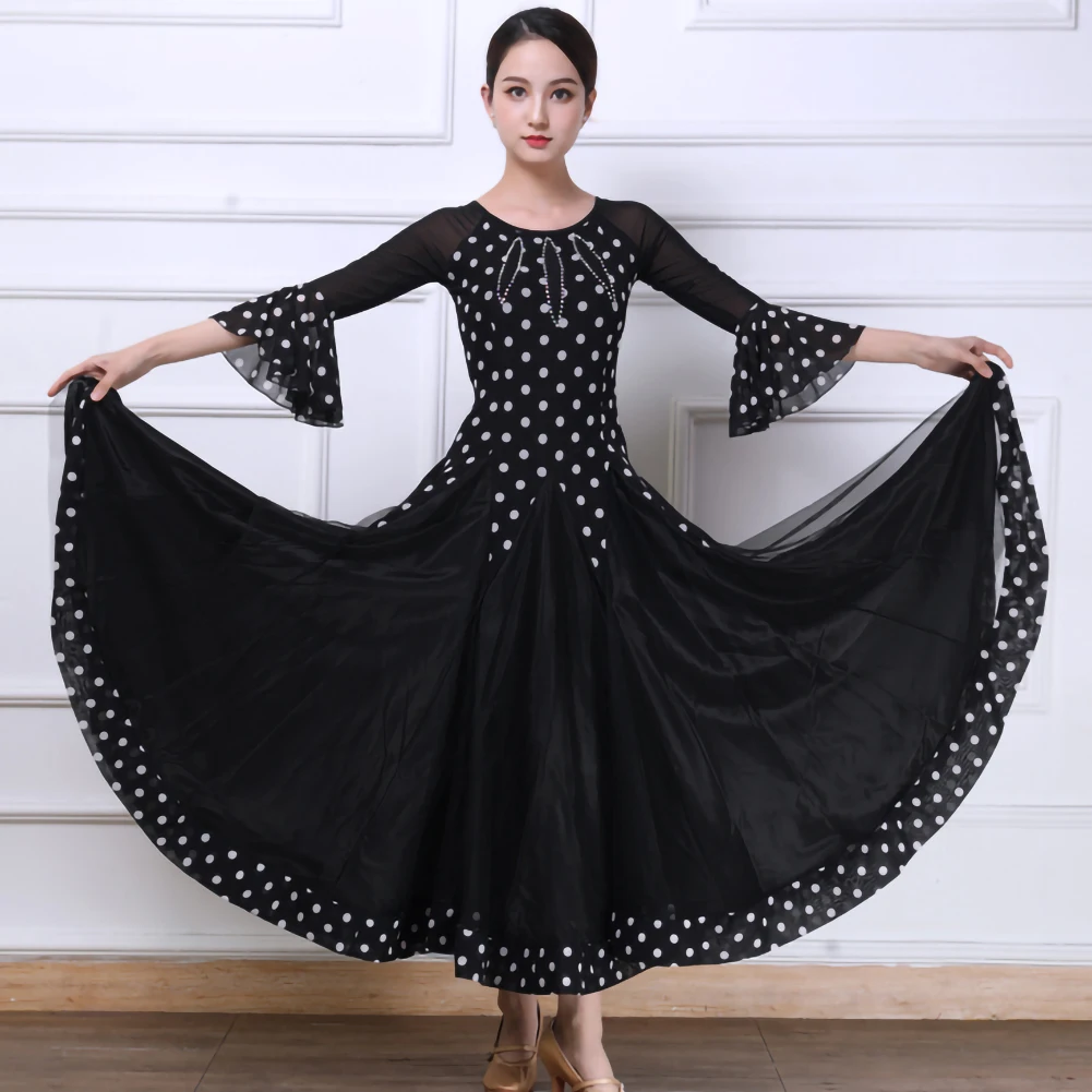 Abito da sala per banchetti da donna Sala da ballo Nuovo stile Performance Valzer Abito da pratica di danza standard nazionale Dot Diamond