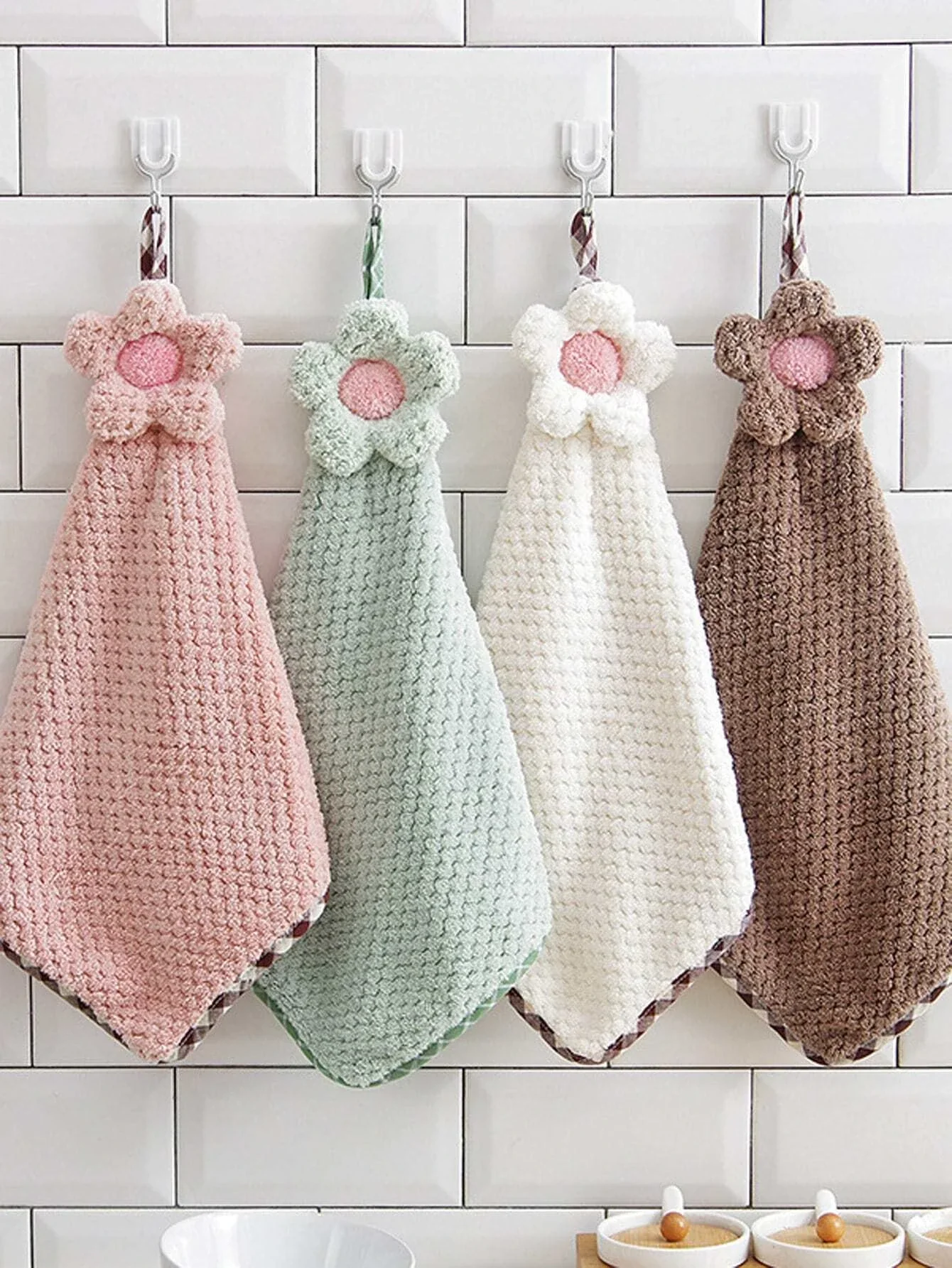 4pc Random Color Floral Pattern Washcloth,Cute Flannelette Absorbing Water Hand Towel For Kitchen,Bathroom