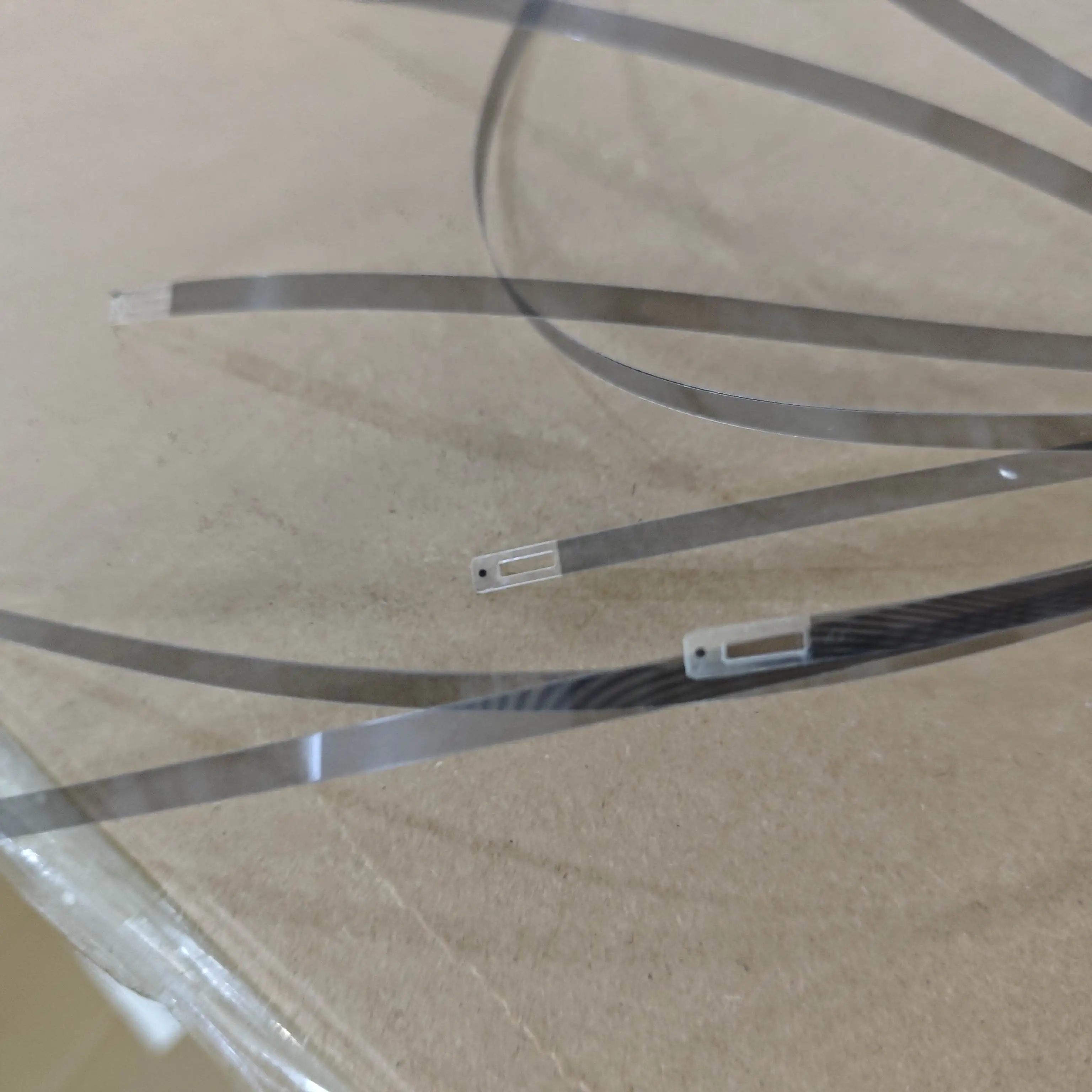 

CR Scale Encoder Strip for EPSON L110 L120 L130 L132 L210 L220 L222 L300 L310 L350 L355 L362 L365 L366 L455 L456 L550 L555 L565