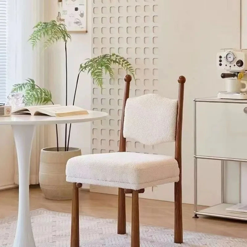 Kursi makan kayu solid, kursi desainer retro