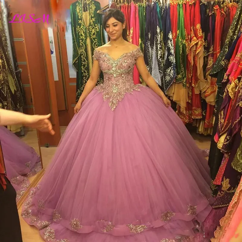

Off the Shoulder Quinceanera Dresses Sweet 16 Ball Gown Prom Party Dress Lace Applique Long Formal Gowns vestidos para 15 años