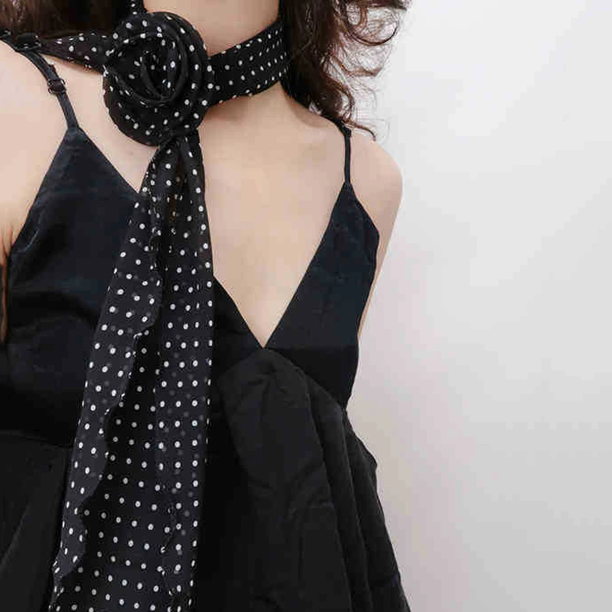 Retro Leopard Print Flower-Shaped Silk Scarf, A Hot Girl Style Neck Accessory, Y2K Long Tie Neck Trend