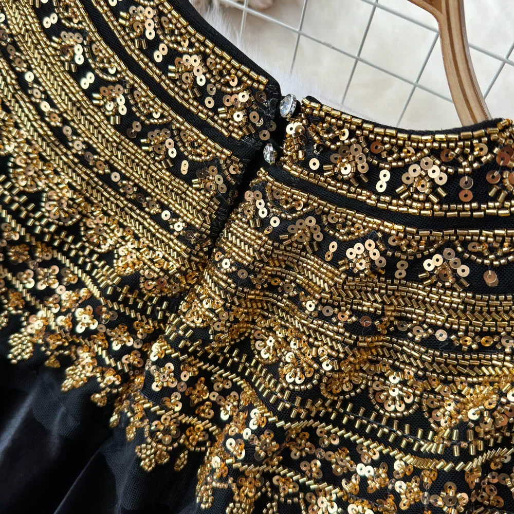 Basics O-neck Vintage Long Sleeve Elegant Chic Gold Sequins Loose Velvet Top French Streetwear High Street Autumn Winter Blouse