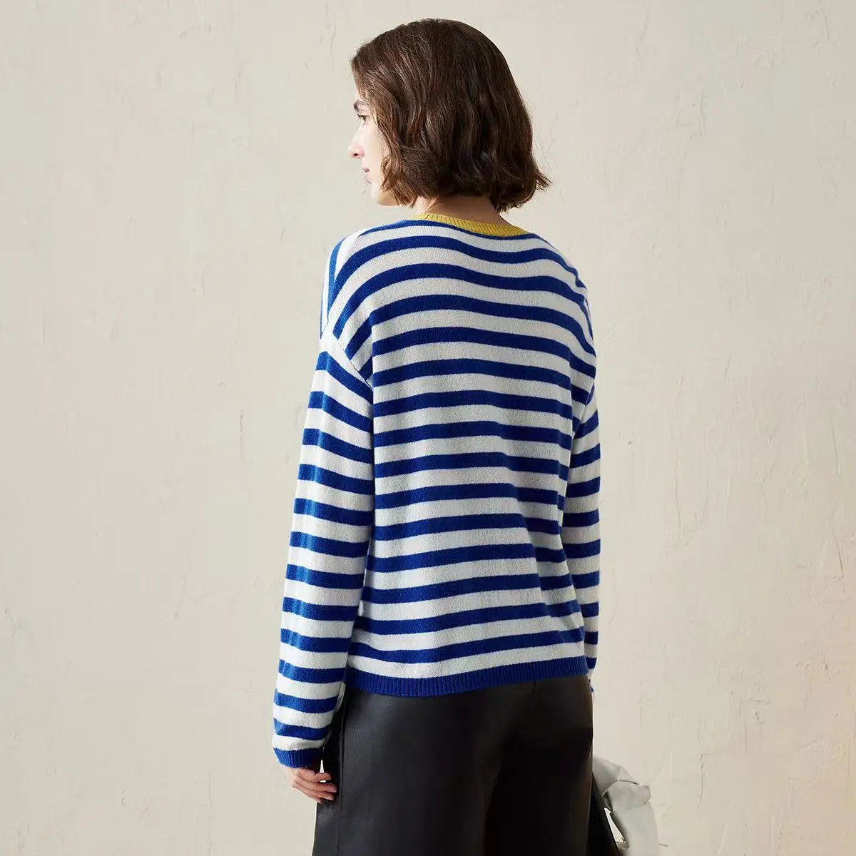 Autumn And Winter 100% Cotton Thread Women's Round Neck Striped Contrast Blouse Loose Cotton Knit Bottoming Shir