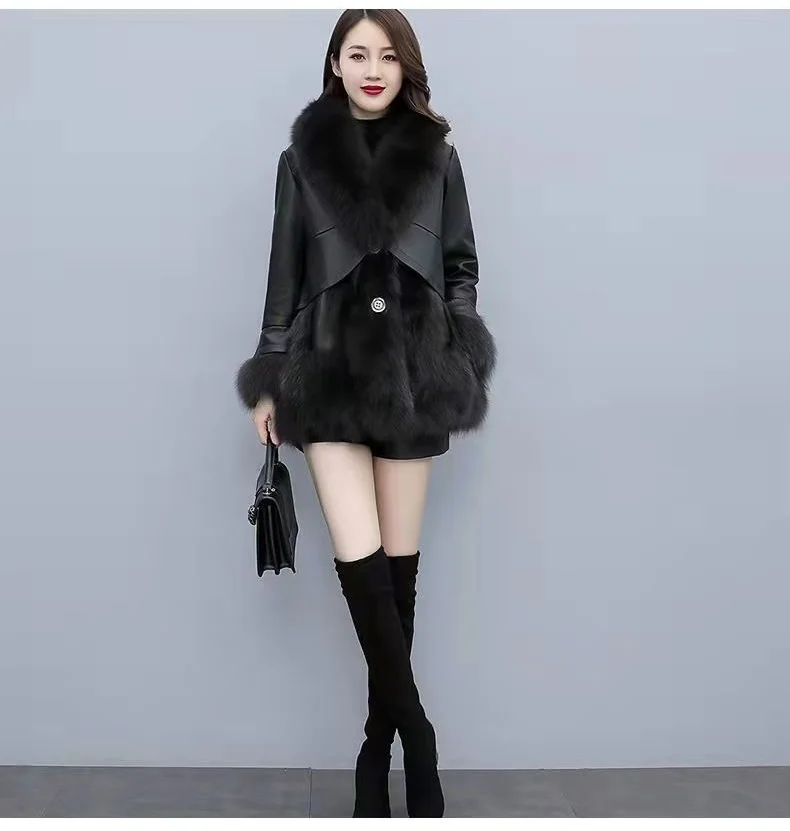 Chic Leather Jacket Women's Overcoat 2024 Autumn Winter New Faux Fox Fur Mid-Length PU Leather Stitching Thick Warm Coat Outwear