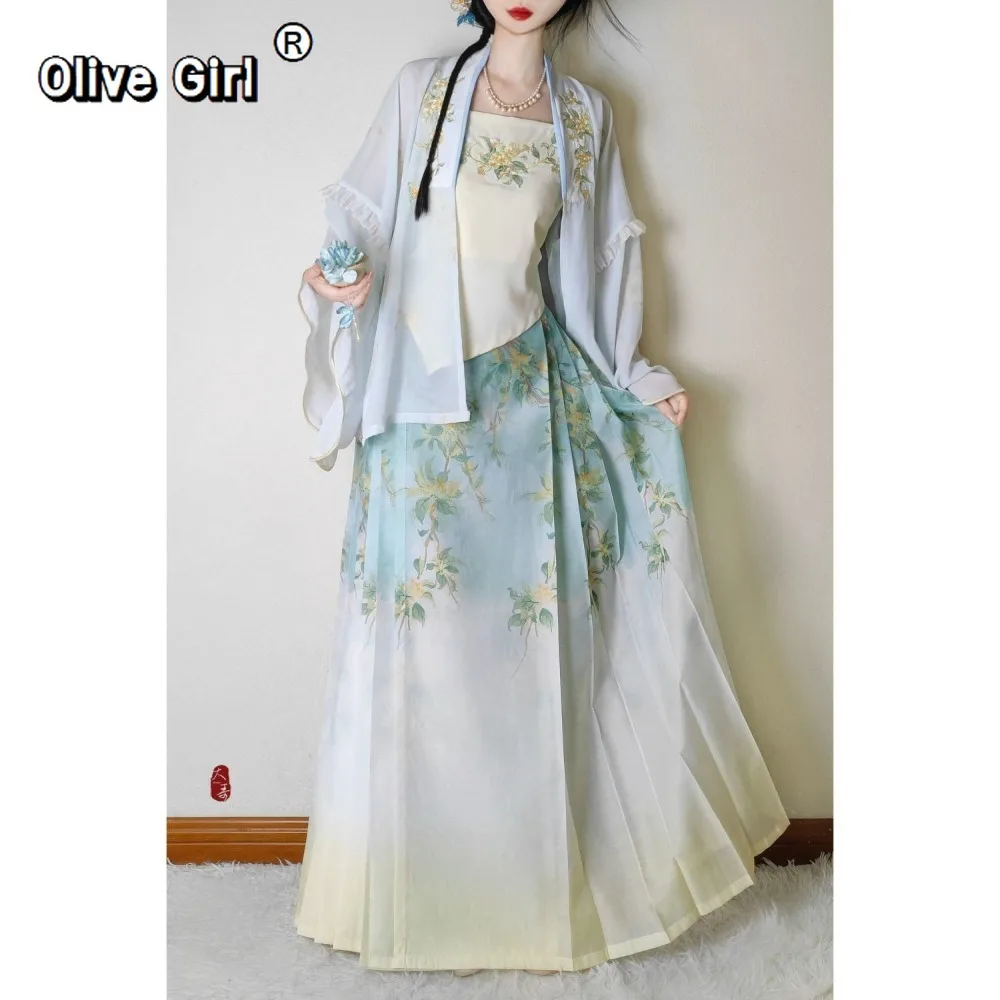 

Original Hanfu New Chinese Style Embroidery Ming Dynasty Horse Face Skirt Hanfu Set for Women Clothing