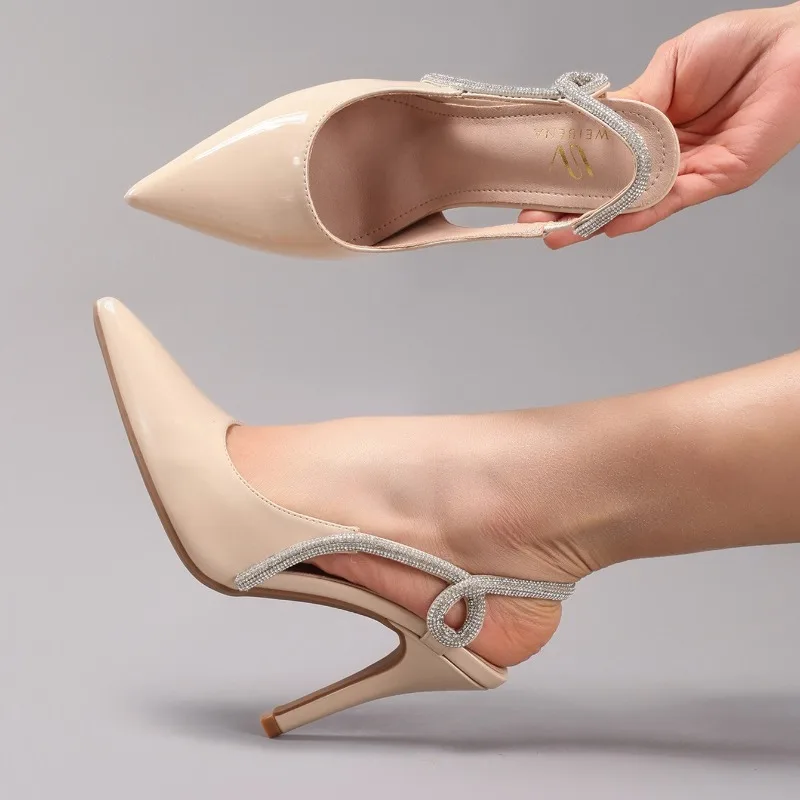 Sexy Patent Leather Pointed Toe Heeled Sandals Woman Luxury Rhinestone Back Strap Design White Wedding Heels Sandalias De Mujer