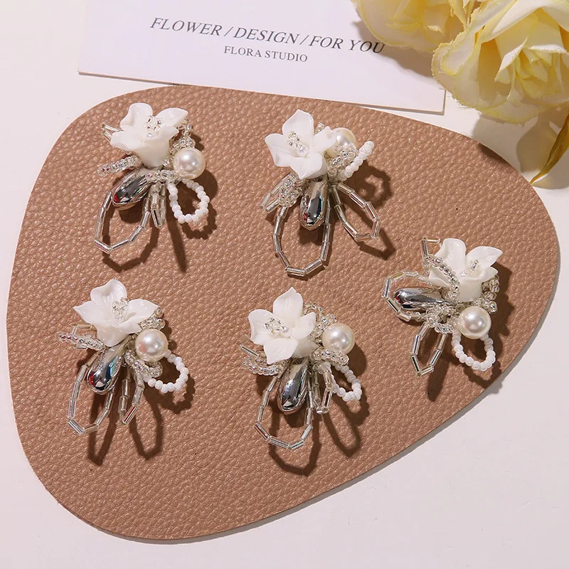Flower Clog Charms 1 Pc Delicate Chic White Gardenia Beaded Niche Design Clear Jelly Resin Korean Elegant Princess DIY Accessory