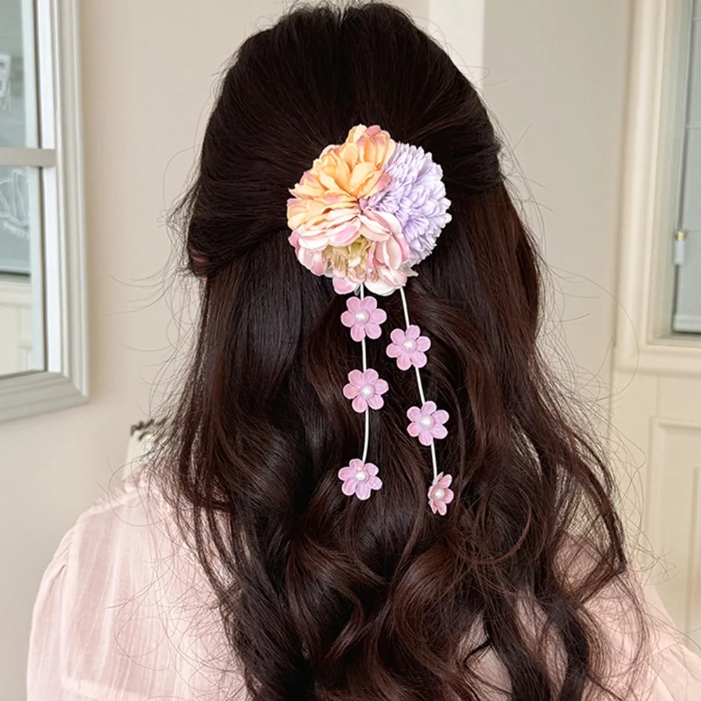 

Exquisite Sweet Flower Butterfly Side Clip Chinese Style Fringe Hydrangea Hair Clip Hanfu Headwear Ancient Style Barrettes Daily