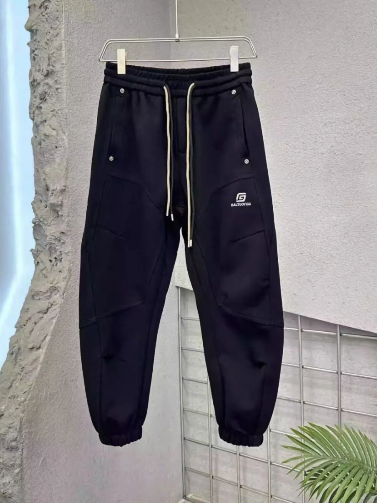 

2025 Winter New Men's Casual Pants Faion Trend Simple Match Sports Sweatpants Youthful Energy Long Straight Leg Trousers