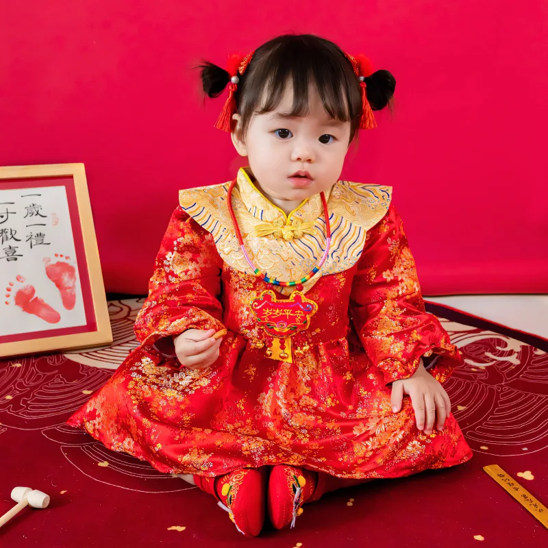 Gaun tradisional Cina bayi baru lahir, pakaian Oriental Anak perempuan lengan panjang natal hadiah ulang tahun baru merah musim dingin Tang