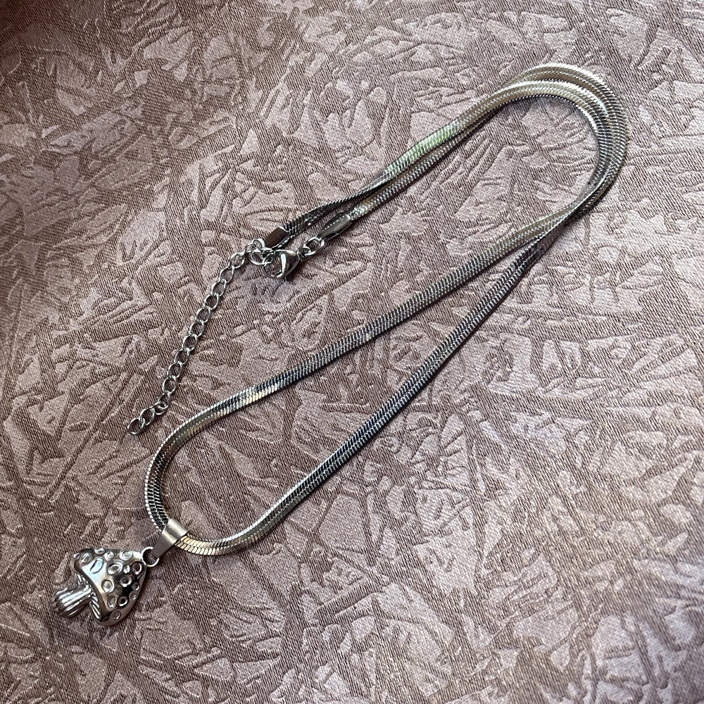 New 2024 Stainless Steel  Flat Blade Snake Chain Necklace Mushroom Pendant Women Woman\'s Choker Jewelry for Women Gift Wholesale