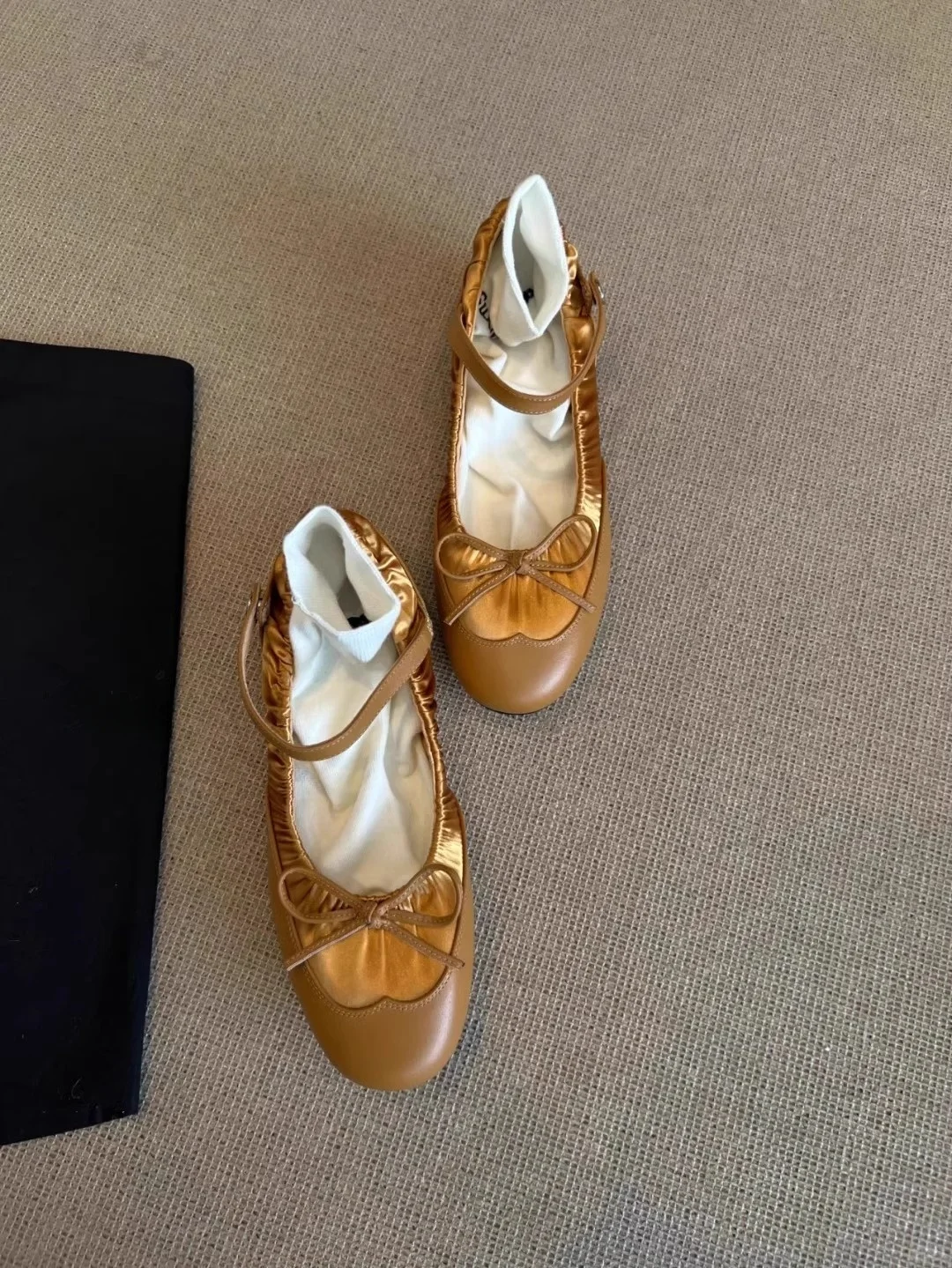 

2025 Spring New Women's Mary Jane Shoes Round Toe Flat Buckle Bow Decorative Ruffles Soft Elegant Sexy Ladies Ballet Single Shoe