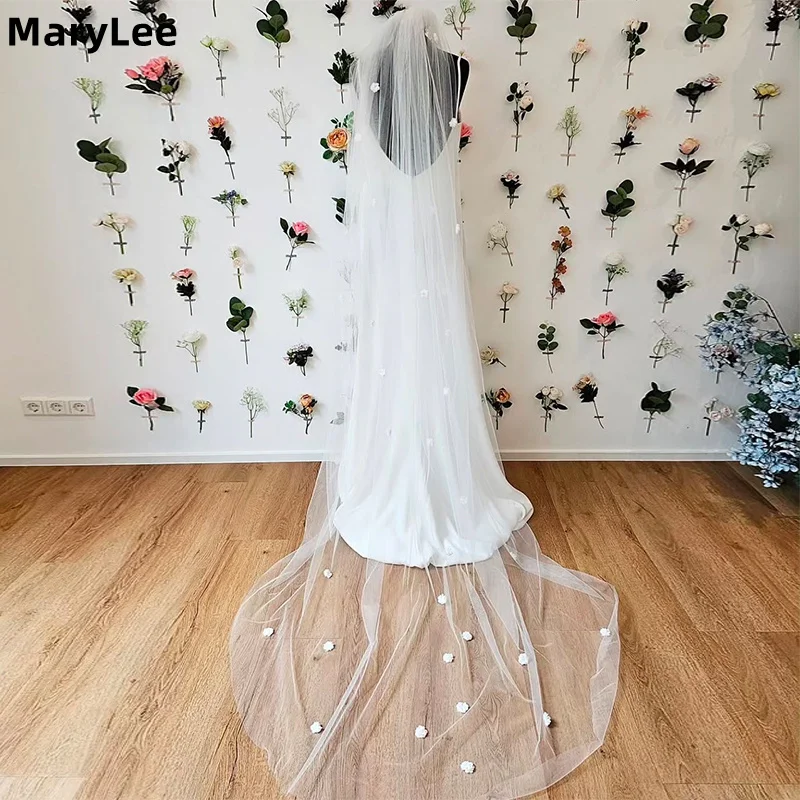 Simple 1 Tier Tulle Bridal Veil with Scattered Flowers Customized Ivory Chapel Length Wedding Veil Accessories For Brides