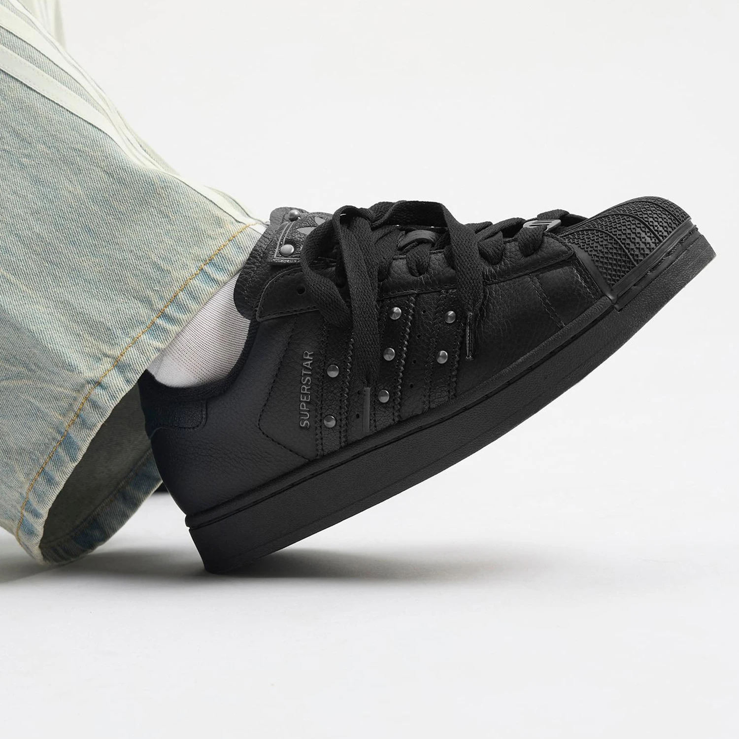 Adidas genuine clover men's and women's sports wear-resistant shell toe board shoes JQ3225
