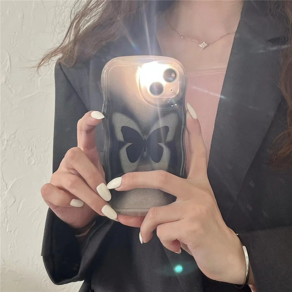 Capa de telefone macia clara para iPhone, pulseira de corrente borboleta preta bonita, capa protetora para iPhone 12, 11, 13, 14 Pro Max, 13Pro Max, Coréia