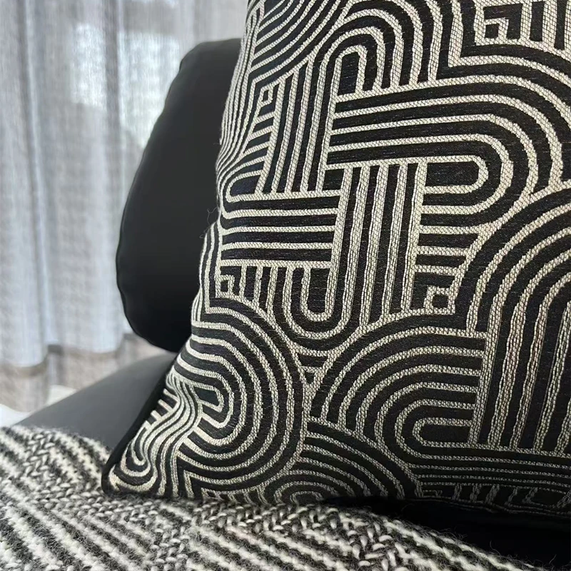 

Hinyeatex Contemporary Black Chain Geometric Pillow Case White Square Sofa Decorative Floor Cushion Cover 45x45cm 1 Piece Pack