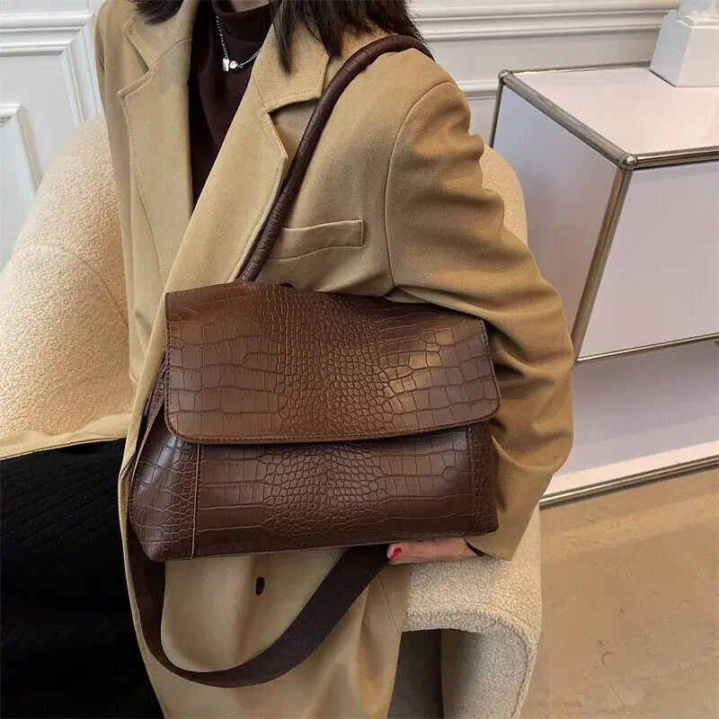 Bolsa de ombro crossbody retrô para mulheres, sacola viajante, grande capacidade, padrão crocodilo, nova, 2023