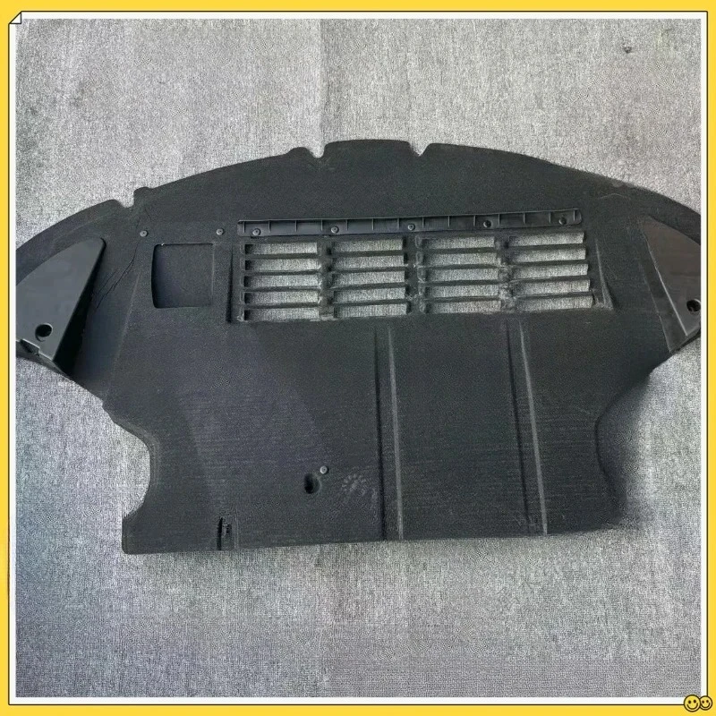 For Bentley Flying Spur, Bentley Continental GT Engine Lower Shield Engine Shield 3W3 825 235 F