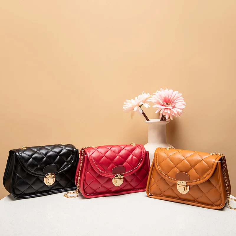 Embroidered  Bag, Ladies Women's  Crossbody Diamond Chain Shoulder Bags