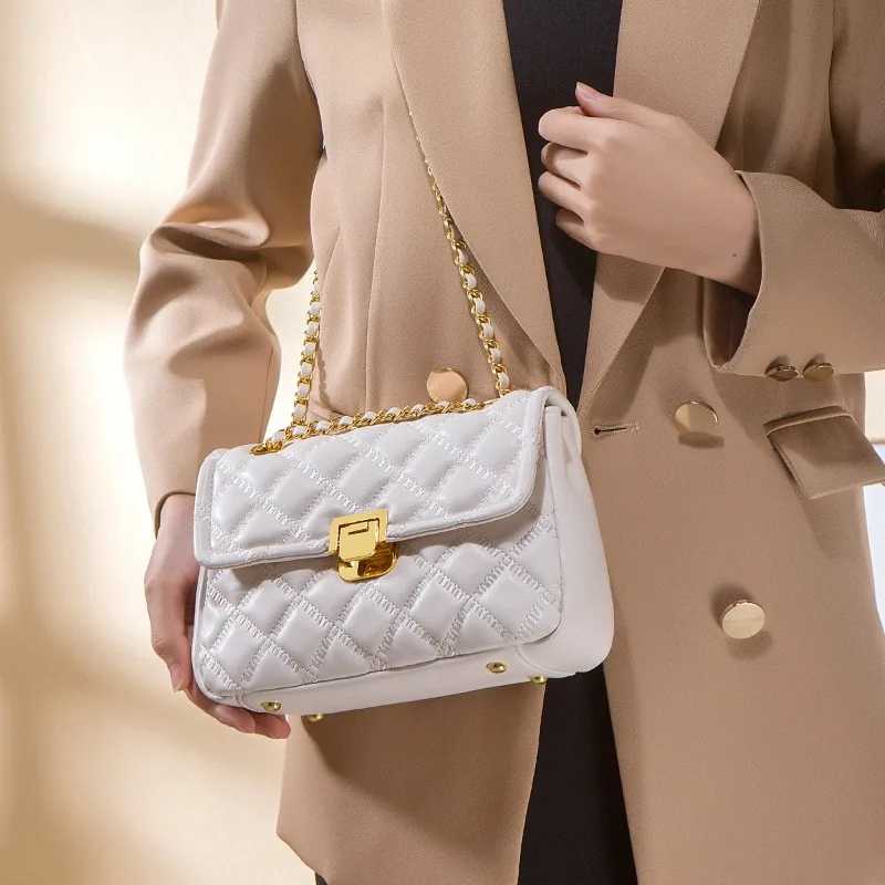 

2025 Hot Seller New Fashion Shoulder Bags for Women Pu Leather Crossbody Grid Designer Square Luxury Chain Bag Large Capacity