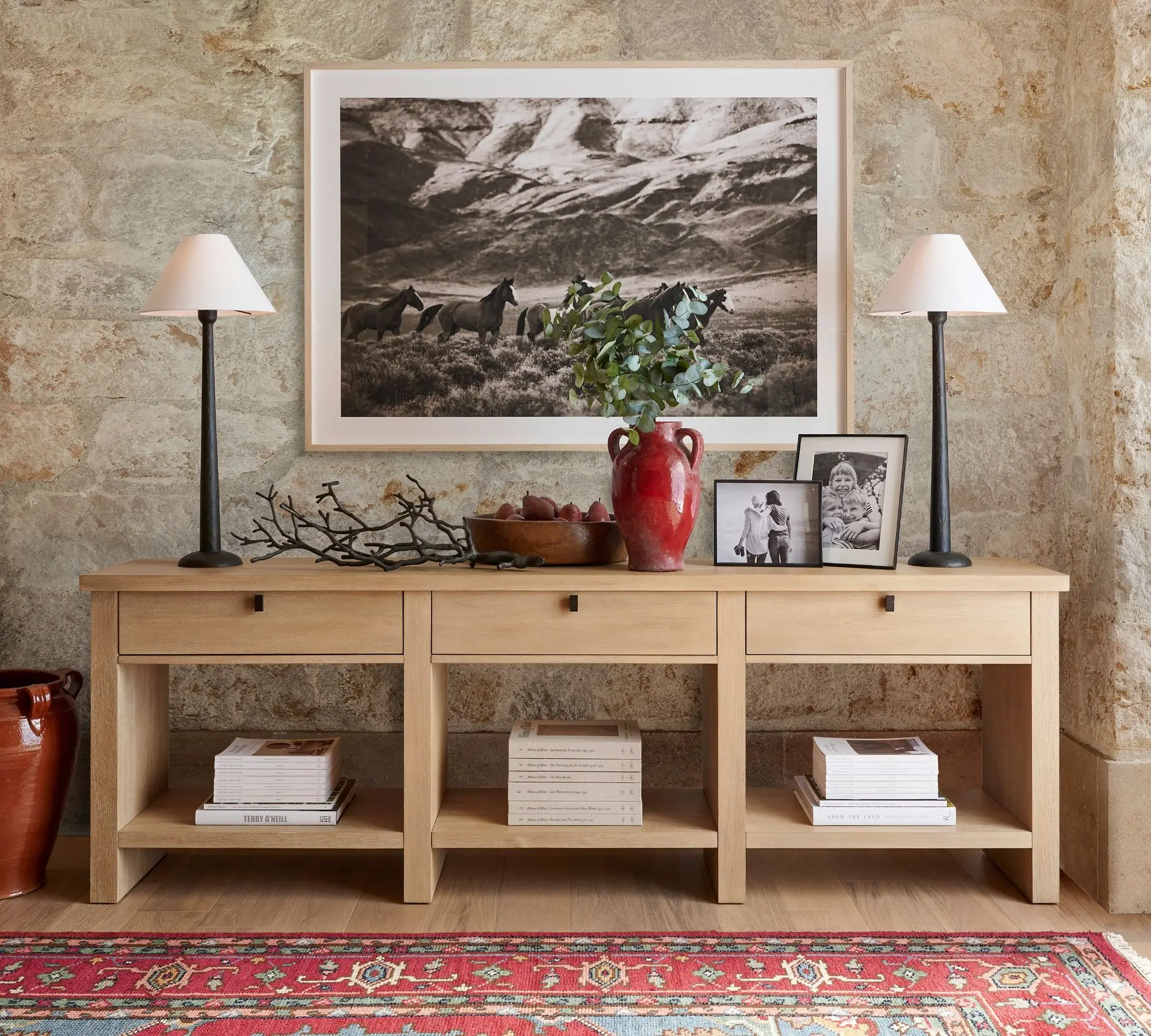 *Modern Luxury Furniture Dual Tone Finish Smooth Elegant Surface Deformation Resistance Stable Frame Low Emission Console Tables