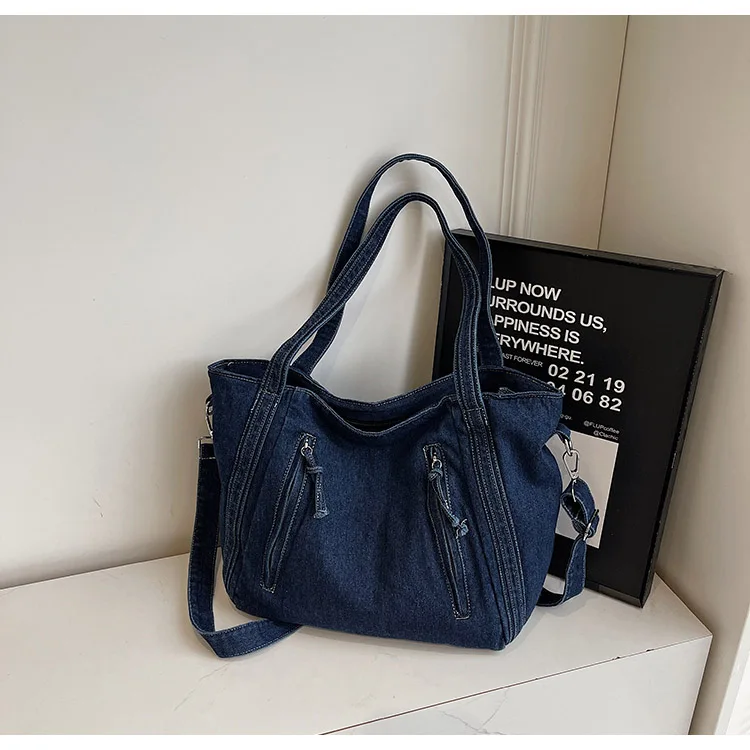 Women's Denim Bag 2026 New Trendy Casual Single Shoulder Bag Large Capacity Crossbody Bag for School Commute Tote Bag