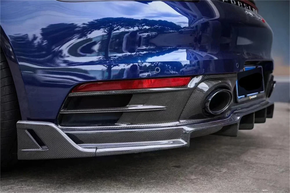 

Комплект заднего диффузора из углеродного волокна в стиле X для Porsche 911 992 гг. 2019-2022 гг.